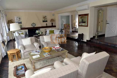 Hotel Boutique ---- Terreno 4.000 Mts Cubiertos 700 Mts