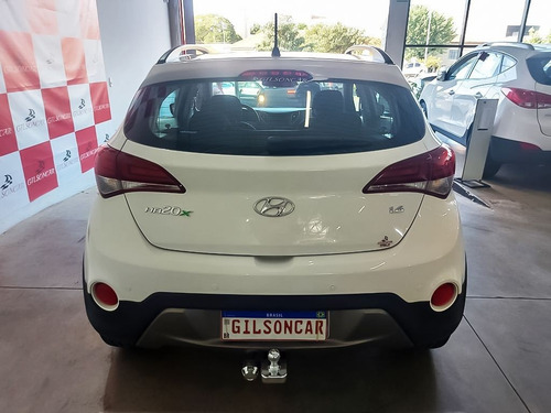 Imagem 12 de 13 de Hyundai Hb20x 1.6 16v Style