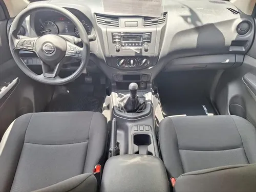 Nissan Frontier 2.5 Le Mt