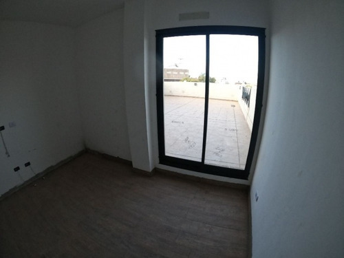 Imagen 3 de 11 de Departamento En Venta En Ciudadela