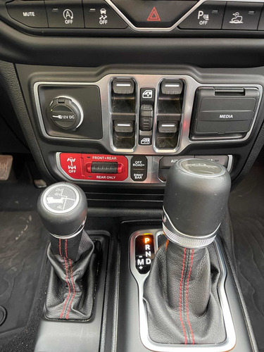 Imagen 14 de 15 de Jeep Gladiator 2021 3.6 Rubicon 4x4 At
