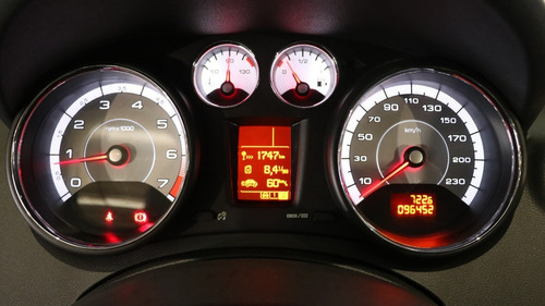 Peugeot 408 2.0 Allure 143cv - 136175 - C