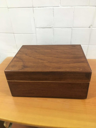 Imagen 3 de 6 de Humidor De Cedro Para Conservar Tabacos Puros Habanos
