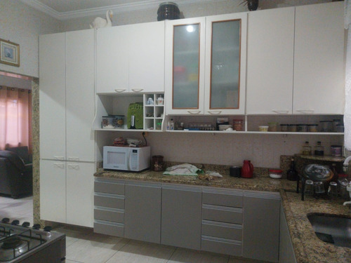 Casa Isolada Com 4 Quartos, Sendo 2 Suites- 250m² - Lado Praia Com Edícula - Confortom Elegancia |