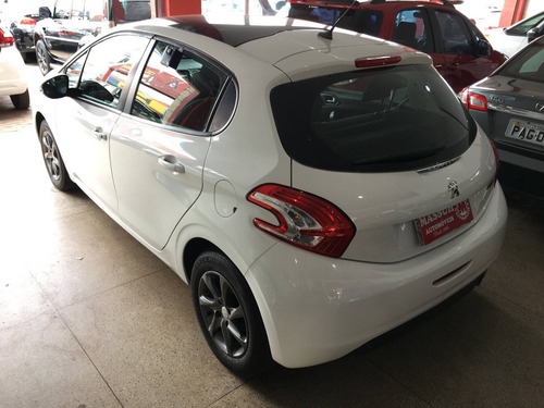 Peugeot 208 1.5 Allure 8v Flex 4p Manual