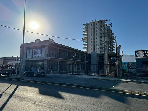 Arriendo Nuevo Local Comercial De 58 M2 Av.alberdi Quillota