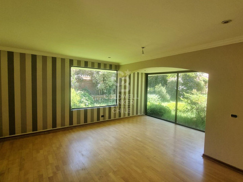 Casa Con Gran Terreno En Cantagallo