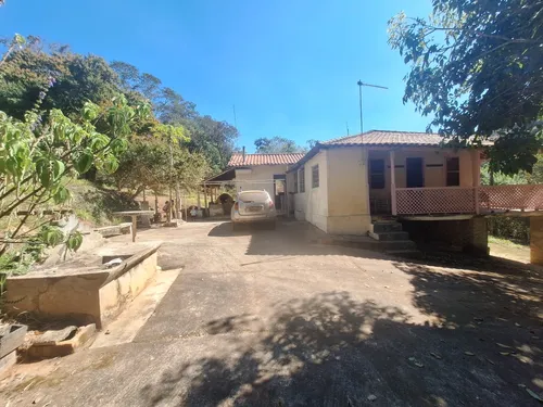 Vendo Sitio Todo Mobiliado Na Área Rural De Rio Acima.