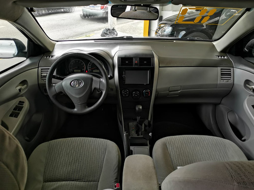 Toyota Corolla 1.8 16v Xli Flex Aut. 4p