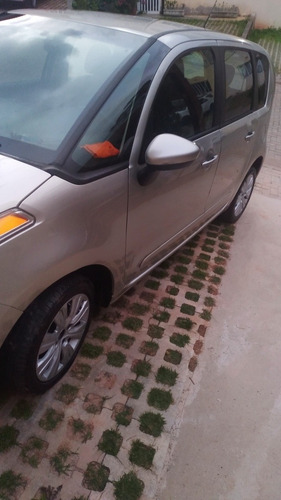 Imagem 1 de 6 de Citroën C3 Picasso 2013 1.6 16v Exclusive Flex Aut. 5p
