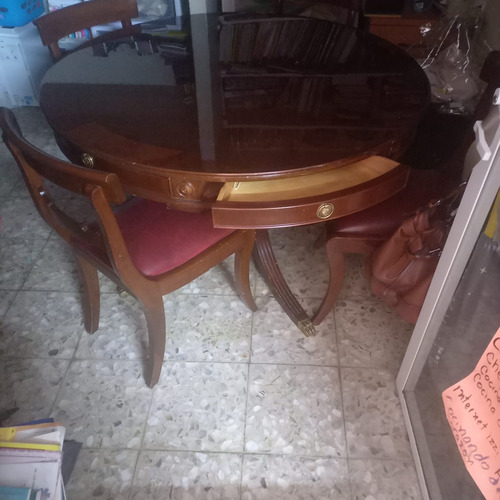 Chippenddale Mesa Para Sala Juntas 4 Sillas (Usado)