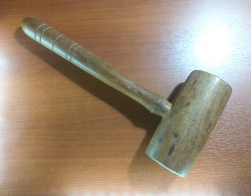 Martillo De Madera Cabeza Redonda De Carpintero Antiguo