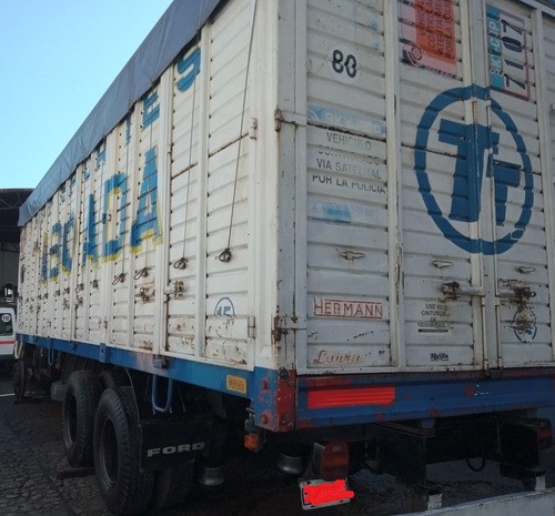 Imagen 5 de 11 de Ford Cargo 1416 Balancín