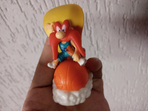 4 Bonecos Space Jam Usados Na Condição Das Fotos (Usado)