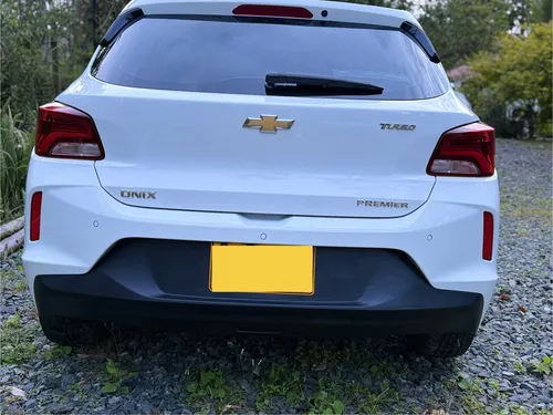 Chevrolet Onix 1.0T Premier Hatch At