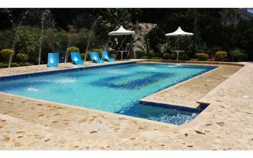 Venta De Finca De Recreo En Copacabana