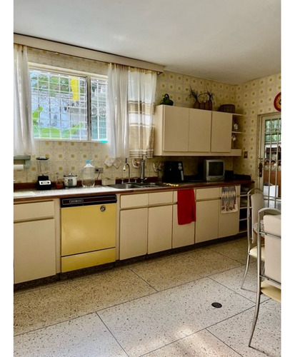 Vendo Casa 430m2 4h+s/4.5b/6p Santa Paula 4462