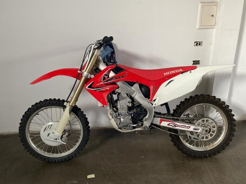 Crf 250 R Modelo 2013 Impecable 38hs Desde Okm - Permutaria