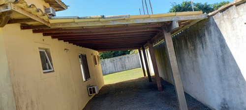 Casa De 3 Quartos E 5 Banheiros