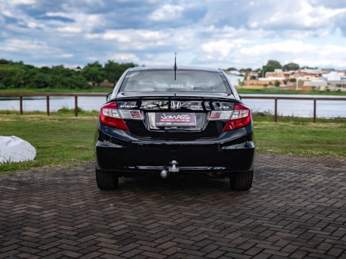 Honda Civic Civic 1.8 LXS 16V FLEX 4P MANUAL