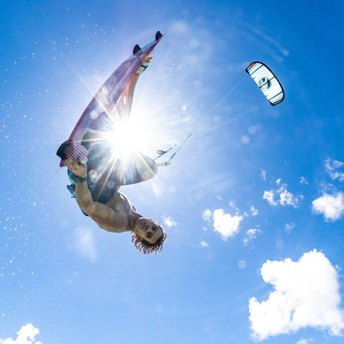 Imagen 3 de 7 de Tabla Kitesurf Cabrinha Spectrum 2020 + 4 Quillas + Manija