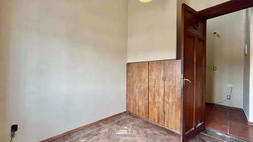 Casa De Altos De 2 O 3 Dormitorios En Malvin, Sobre Av. Estanislao López