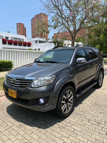 Toyota Fortuner 2.7l 4x2