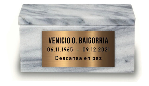 Imagen 1 de 5 de Placa Urna Cenizario Grabada Cementerio Lapida  7x5cm.