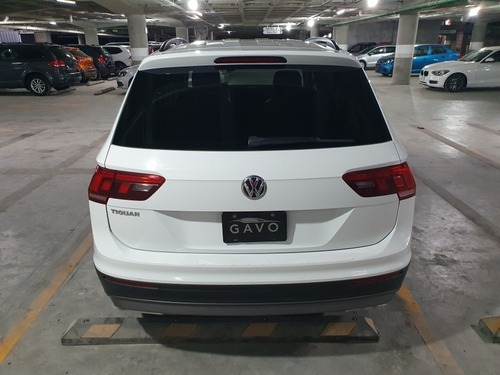 Imagen 6 de 11 de Volkswagen Tiguan 2019 1.4 Comfortline Plus At