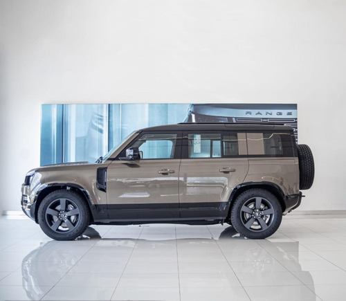 Land Rover Defender 3.0 D300 Turbo Diesel Mhev 110 X-dynamic