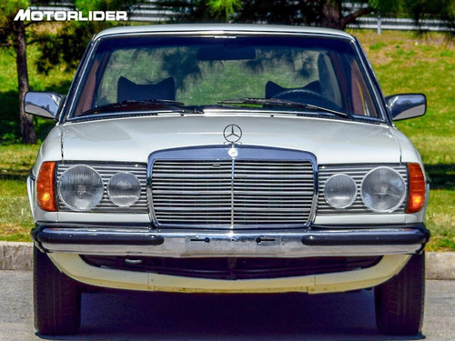 Imagen 8 de 25 de Mercedes-benz 250s | Permuta / Financia