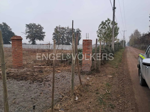 Sitio En Loteo Con Entrada Independiente En Requinoa