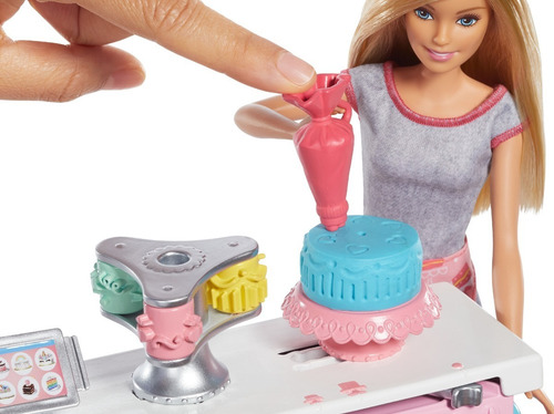 Imagen 5 de 9 de Barbie - Chef De Pasteles - Gfp59