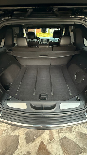 Jeep Grand Cherokee 3.6 Limited Lujo 4x2 Mt