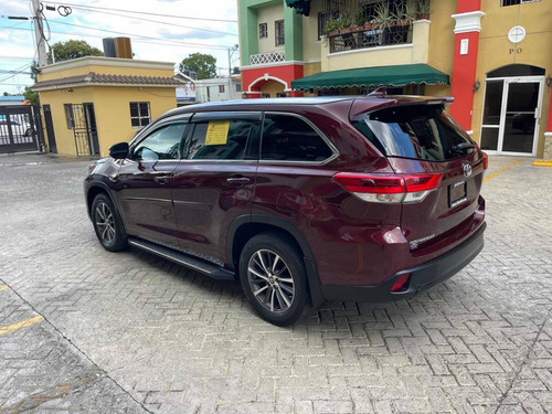 Imagen 7 de 15 de Toyota Highlander Xlt Americana