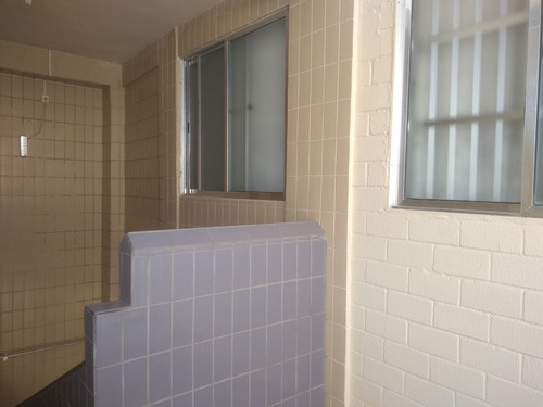 Apartamento 70 Metros Da Praia R$ 160 Mil