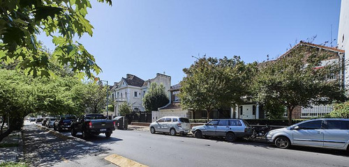 Casa De Estilo Con Doble Frente Jardin Y Garage En Belgrano R