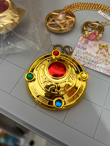Sailor Moon Transformation Compacts Gashapon Set Mini Espejo (Usado)
