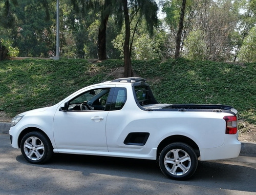 Imagen 7 de 12 de Chevrolet Tornado 1.8 Lt Mt 2018