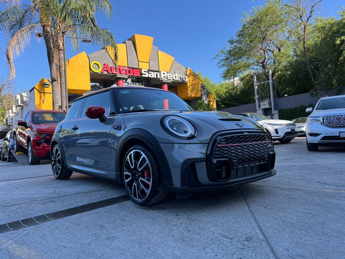 Mini Cooper Jcw Iconic 2022 