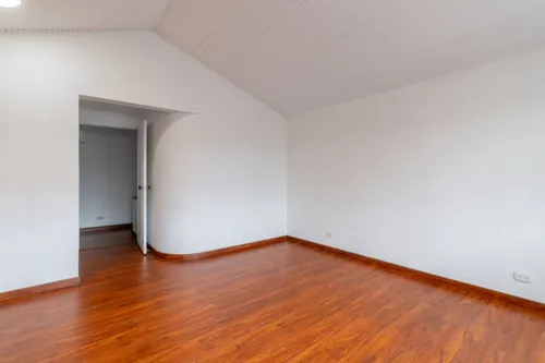 Casa En Arriendo/venta En Monaco. Cod V21554