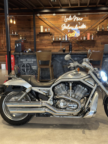 Harley Davidson V-rod 100 Aniversario, No Sportster 1200