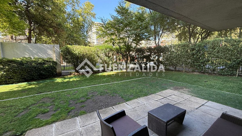 Departamento En Venta De 2 Dorm. En Ñuñoa