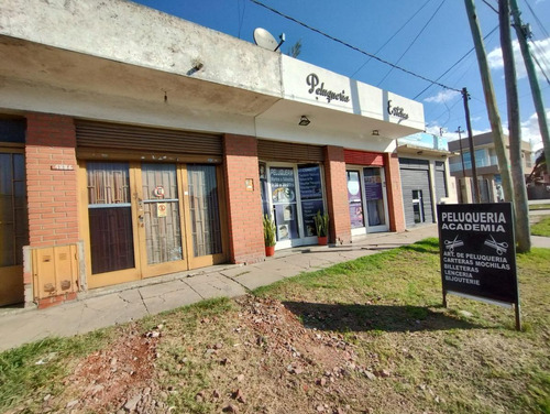 Casa En Venta - 3 Dormitorios 2 Baños 2 Locales - Cochera - 300mts2 - San Carlos, La Plata