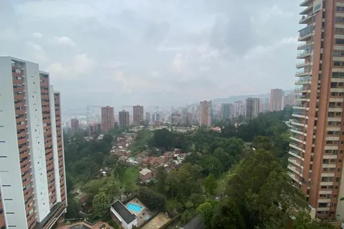 Apartamento En Venta En El Poblado. Cod V501043
