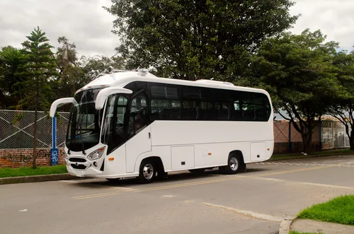 Dong Feng - Condor Carrocerías - Drr 43 Pasajeros