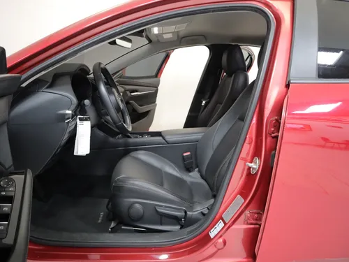 Mazda 3 TOURING 2.0 AT HÍBRIDO
