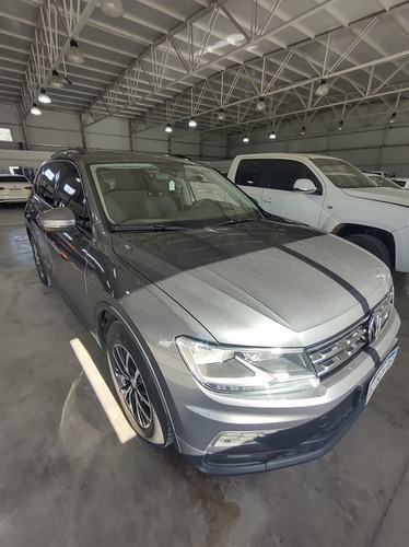 Imagen 8 de 15 de Volkswagen Tiguan Allspace 2018 1.4 Tsi Trendline 150cv Dsg