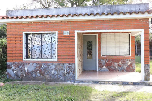 Venta De Casa 2 Dormitorios , Playa Pascual