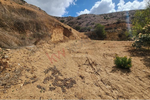 Terreno En Venta Con Vista Amplia En Boulevard 2000